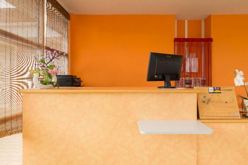 The Originals Access, Hotel Saint-Flour Ngoại thất bức ảnh